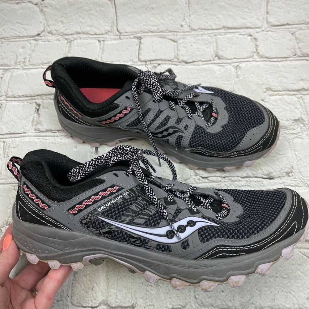 Saucony Excursion TR12 S10451-3 Running Shoe, Women's Size 10.5, Black